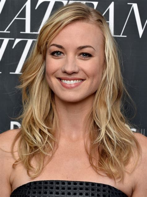 yvonne strahovski height|Yvonne Strahovski Height